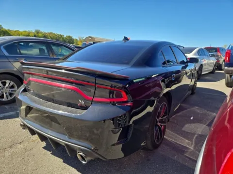 More photos of 2017 Dodge Charger R/T Scat Pack at Indy Auto Man, IN