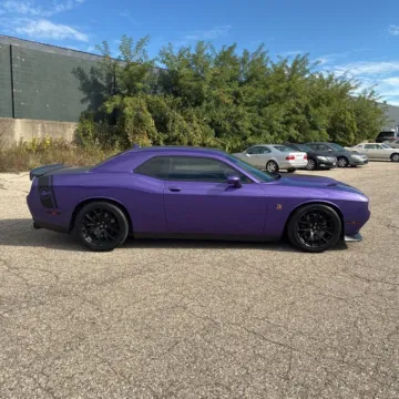 More photos of 2019 Dodge Challenger R/T Scat Pack at Indy Auto Man, IN