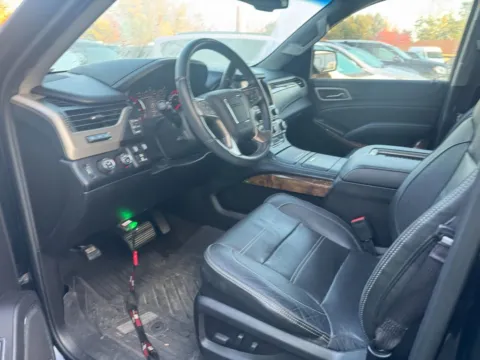 More photos of 2016 GMC Yukon Denali at Indy Auto Man, IN