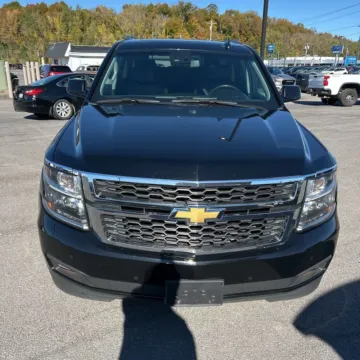 Photos of 2017 Chevrolet Suburban LT for sale in Indianapolis, IN at Indy Auto Man