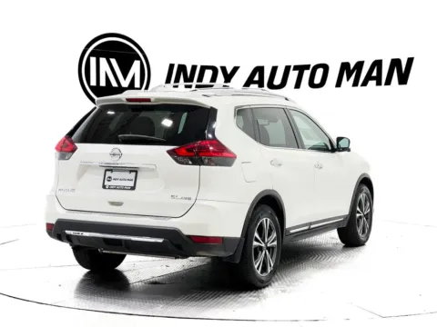 More photos of 2017 Nissan Rogue SL at Indy Auto Man, IN