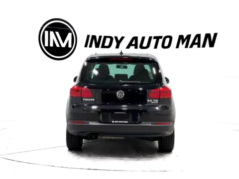More photos of 2013 Volkswagen Tiguan SE 4Motion at Indy Auto Man, IN