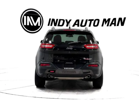 More photos of 2016 Jeep Cherokee Trailhawk at Indy Auto Man, IN
