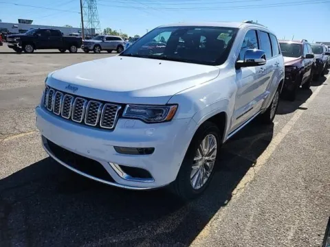 Photos of 2018 Jeep Grand Cherokee Summit for sale in Indianapolis, IN at Indy Auto Man