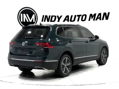 More photos of 2018 Volkswagen Tiguan 2.0T SEL at Indy Auto Man, IN