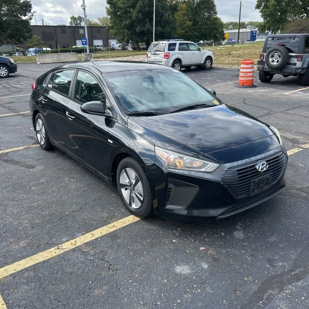 Black 2018 Hyundai Ioniq Hybrid Blue for sale in Indianapolis, IN