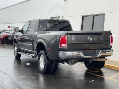 More photos of 2017 Ram 3500 Laramie at Indy Auto Man - Indianapolis, IN