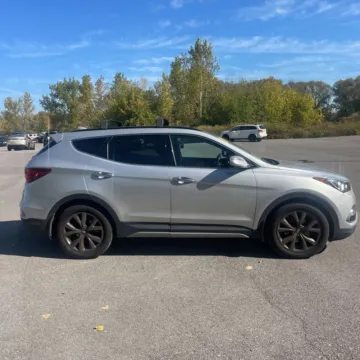 More photos of 2018 Hyundai Santa Fe Sport 2.0T Ultimate at Indy Auto Man, IN