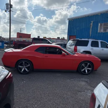 More photos of 2016 Dodge Challenger R/T at Indy Auto Man, IN