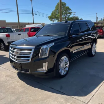 Another view of 2015 Cadillac Escalade Platinum Edition for sale in Indianapolis, IN at Indy Auto Man