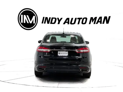 More photos of 2017 Ford Fusion SE at Indy Auto Man - Indianapolis, IN