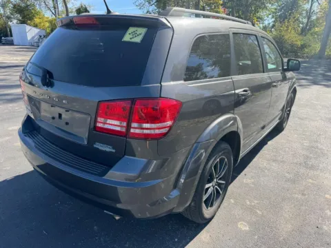 Another view of 2018 Dodge Journey SE for sale in Indianapolis, IN at Indy Auto Man