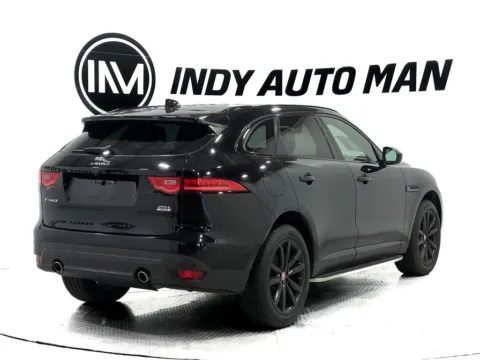 More photos of 2019 Jaguar F-PACE 25t Prestige at Indy Auto Man, IN