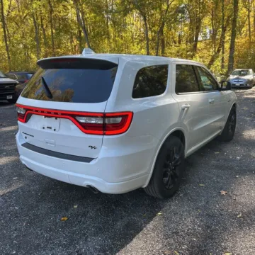 More photos of 2021 Dodge Durango R/T at Indy Auto Man, IN