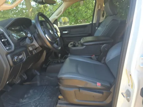 More photos of 2019 Ram 2500 Tradesman at Indy Auto Man, IN