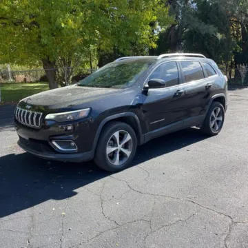 Another view of 2019 Jeep Cherokee Limited for sale in Indianapolis, IN at Indy Auto Man