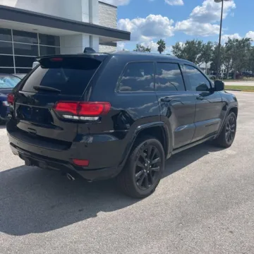 Another view of 2020 Jeep Grand Cherokee Altitude for sale in Indianapolis, IN at Indy Auto Man