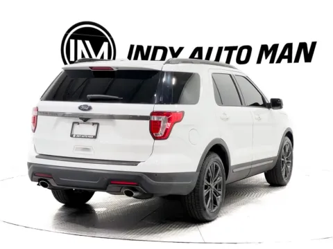 More photos of 2018 Ford Explorer XLT at Indy Auto Man - Indianapolis, IN