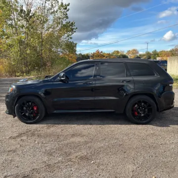 More photos of 2018 Jeep Grand Cherokee SRT at Indy Auto Man, IN