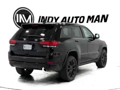 More photos of 2021 Jeep Grand Cherokee Laredo X at Indy Auto Man, IN