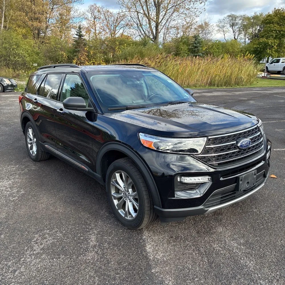 Black 2020 Ford Explorer XLT for sale in Indianapolis, IN