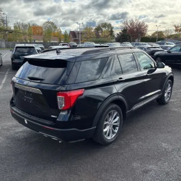 More photos of 2020 Ford Explorer XLT at Indy Auto Man, IN