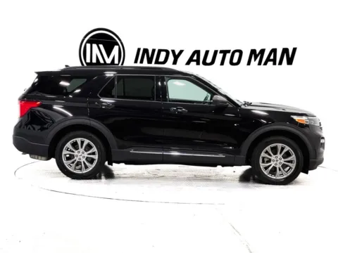 Another view of 2020 Ford Explorer XLT for sale in Indianapolis, IN at Indy Auto Man - Indianapolis