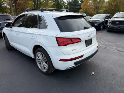 More photos of 2018 Audi Q5 2.0T Premium Plus quattro at Indy Auto Man, IN