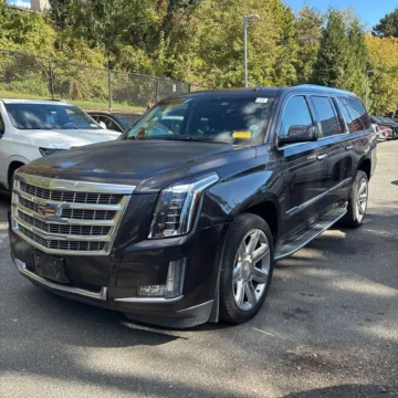 Another view of 2015 Cadillac Escalade ESV Luxury for sale in Indianapolis, IN at Indy Auto Man