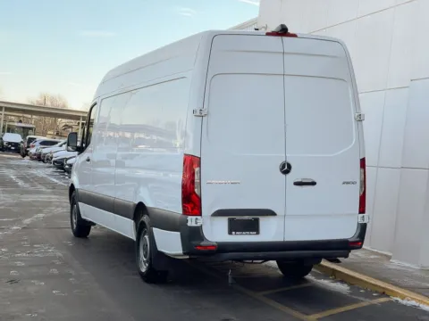 More photos of 2021 Mercedes-Benz Sprinter 2500 Cargo 170 WB High Roof at Indy Auto Man, IN