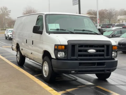 Photos of 2013 Ford E-150 Commercial for sale in Indianapolis, IN at Indy Auto Man - Indianapolis
