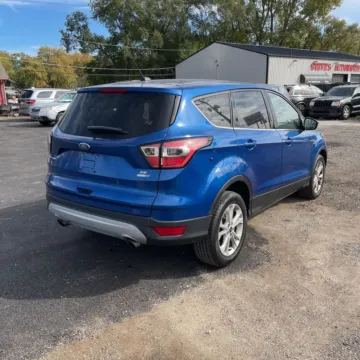 More photos of 2017 Ford Escape SE at Indy Auto Man, IN