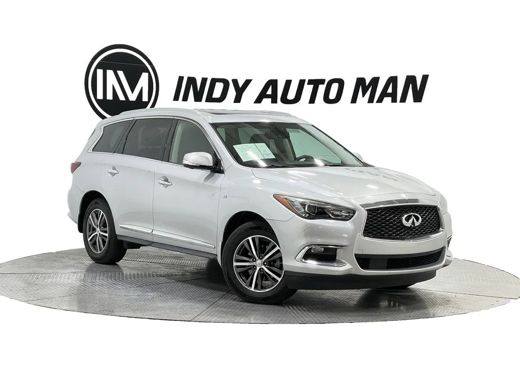 Silver 2019 INFINITI QX60 LUXE for sale in Indianapolis, IN