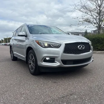 Silver 2019 INFINITI QX60 LUXE for sale in Indianapolis, IN