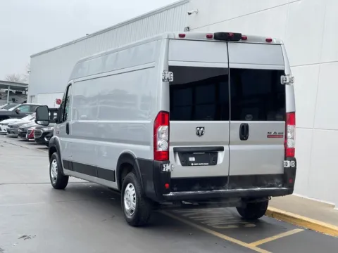 More photos of 2022 Ram ProMaster 2500 High Roof at Indy Auto Man - Indianapolis, IN