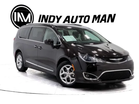 Photos of 2017 Chrysler Pacifica Touring L Plus for sale in Indianapolis, IN at Indy Auto Man