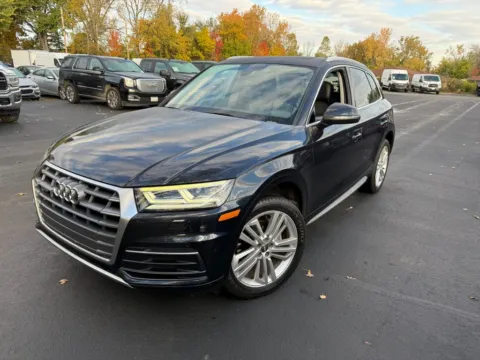 Photos of 2018 Audi Q5 2.0T Premium Plus quattro for sale in Indianapolis, IN at Indy Auto Man