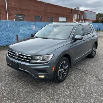 Photos of 2019 Volkswagen Tiguan 2.0T SEL 4Motion for sale in Indianapolis, IN at Indy Auto Man