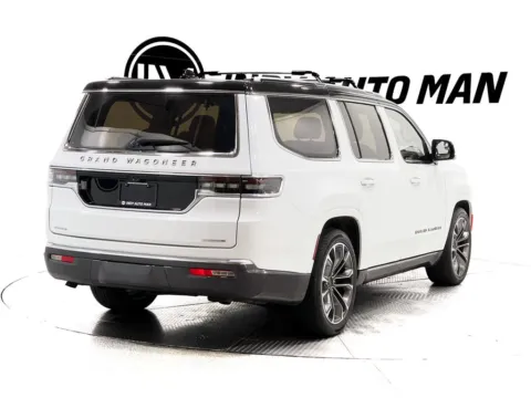 More photos of 2022 Jeep Grand Wagoneer Series III at Indy Auto Man, IN