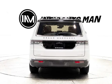More photos of 2022 Jeep Grand Wagoneer Series III at Indy Auto Man, IN