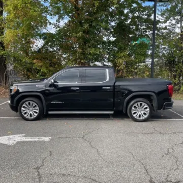 More photos of 2020 GMC Sierra 1500 Denali at Indy Auto Man, IN