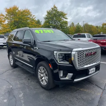 Black 2021 GMC Yukon Denali for sale in Indianapolis, IN