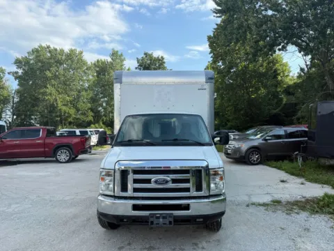 Photos of 2016 Ford E-450SD for sale in Indianapolis, IN at Indy Auto Man