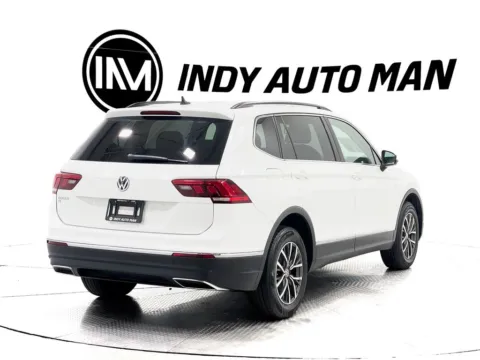 More photos of 2020 Volkswagen Tiguan 2.0T SEL at Indy Auto Man - Indianapolis, IN