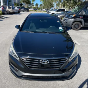 Photos of 2015 Hyundai Sonata Limited for sale in Indianapolis, IN at Indy Auto Man