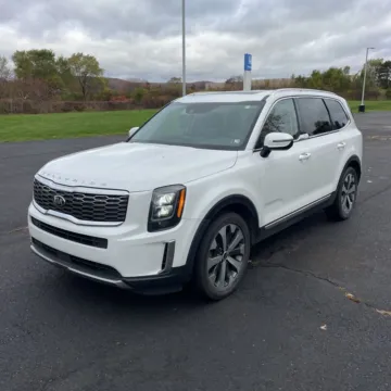 Photos of 2021 Kia Telluride EX for sale in Indianapolis, IN at Indy Auto Man