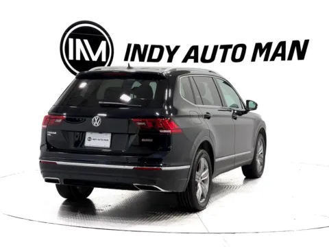 More photos of 2021 Volkswagen Tiguan 2.0T SEL at Indy Auto Man, IN