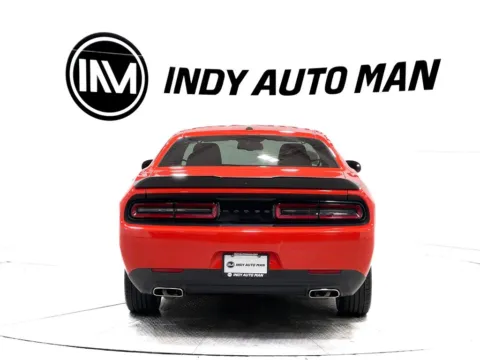 More photos of 2022 Dodge Challenger SXT at Indy Auto Man - Indianapolis, IN