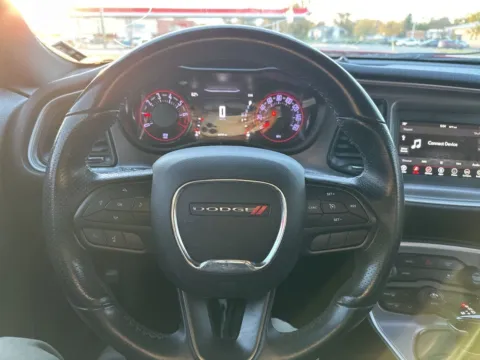 More photos of 2022 Dodge Challenger SXT at Indy Auto Man, IN