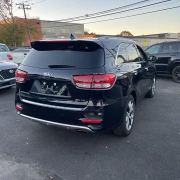 Another view of 2017 Kia Sorento SX for sale in Indianapolis, IN at Indy Auto Man